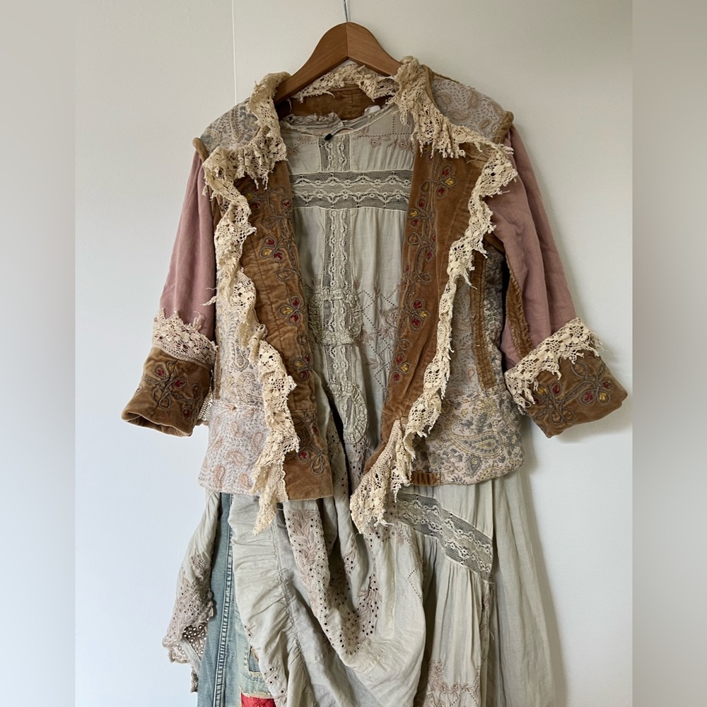 SOLD Magnolia Pearl jacket